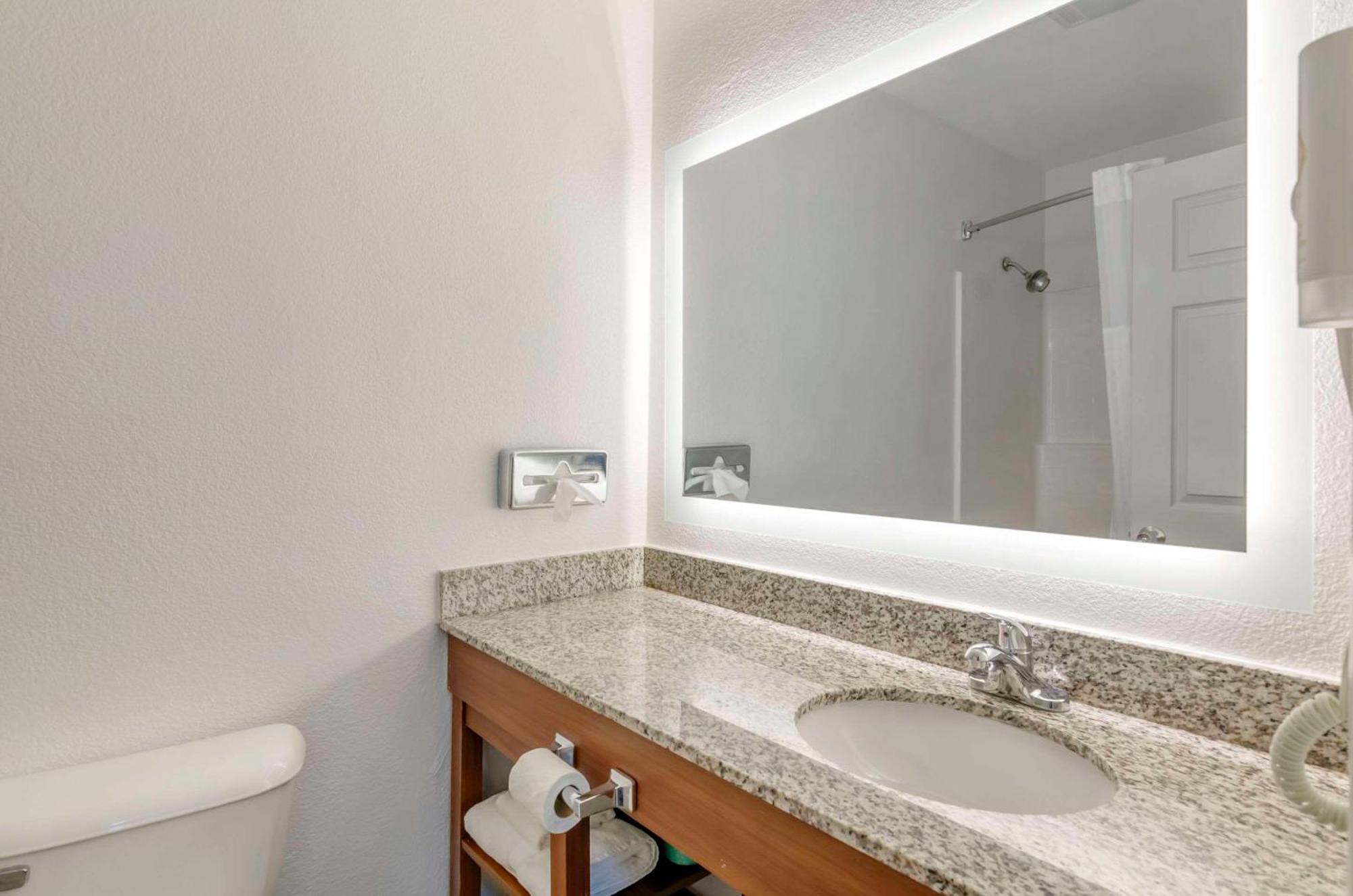 Comfort Inn Wytheville - Fort Chiswell Max Meadows Εξωτερικό φωτογραφία