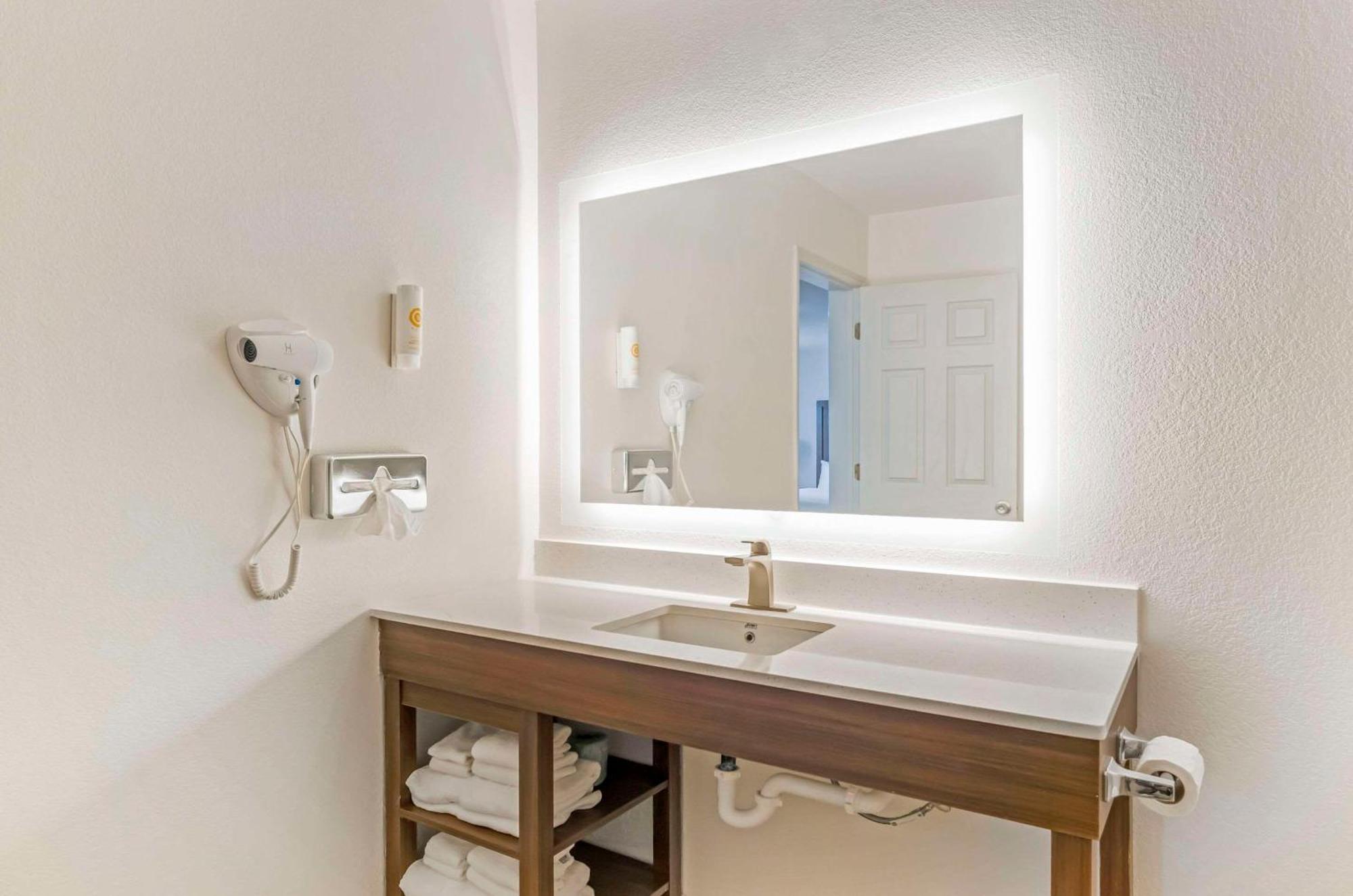 Comfort Inn Wytheville - Fort Chiswell Max Meadows Εξωτερικό φωτογραφία