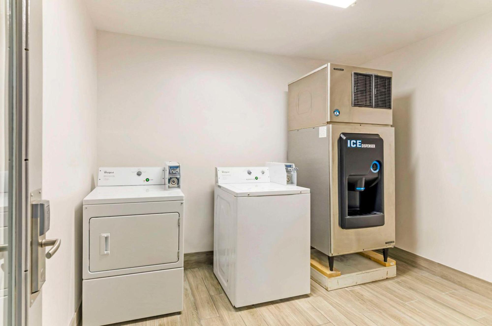 Comfort Inn Wytheville - Fort Chiswell Max Meadows Εξωτερικό φωτογραφία