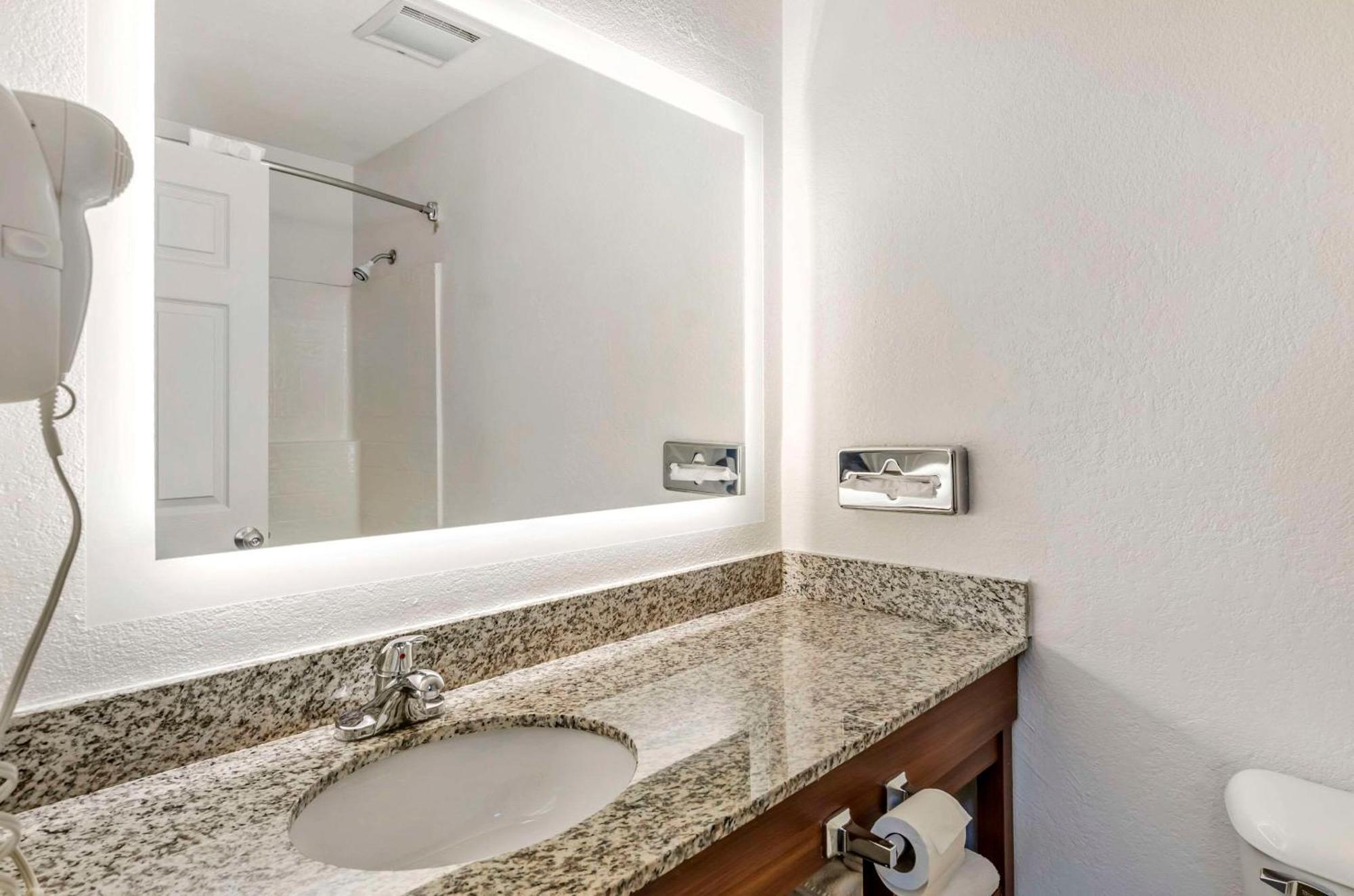 Comfort Inn Wytheville - Fort Chiswell Max Meadows Εξωτερικό φωτογραφία